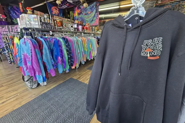 Happy Daze Gift Shop - Hippie Clothing and Gift Items - Springfield, IL