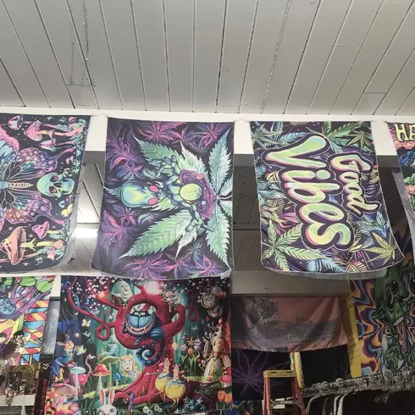 Happy Daze Gift Shop - Hippie Clothing and Gift Items - Springfield, IL