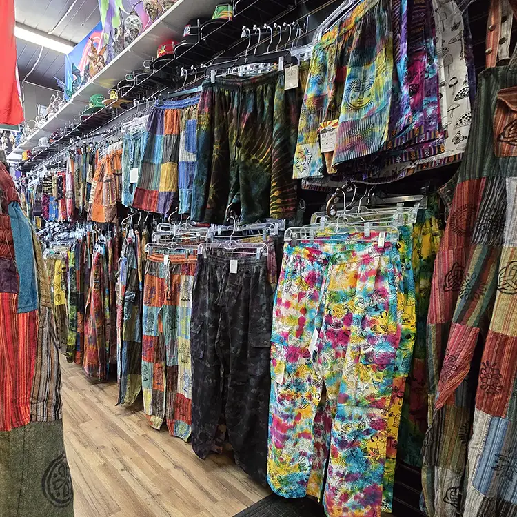 happy-daze-gift-shop-springfield-il-clothing