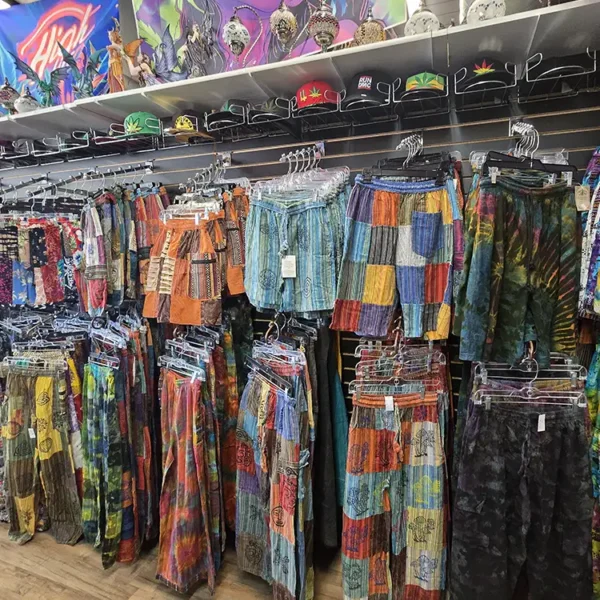 happy-daze-gift-shop-springfield-il-clothing